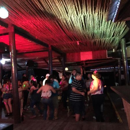 Hotel Y Restaurante Backpackers Rio Dulce Luaran gambar