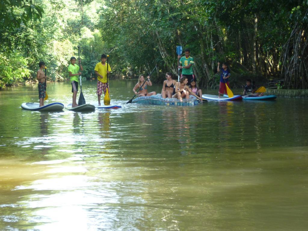 Hotel Y Restaurante Backpackers Rio Dulce Luaran gambar