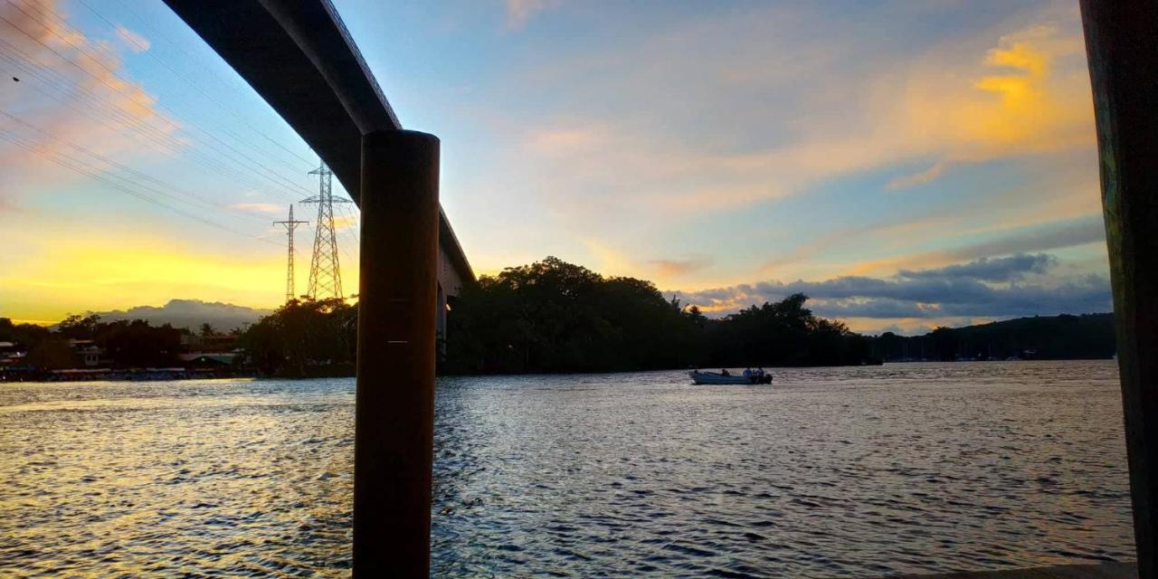 Hotel Y Restaurante Backpackers Rio Dulce Luaran gambar